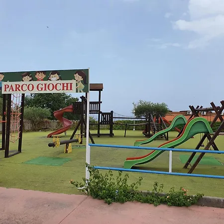 Villaggio Club La Pace Otel