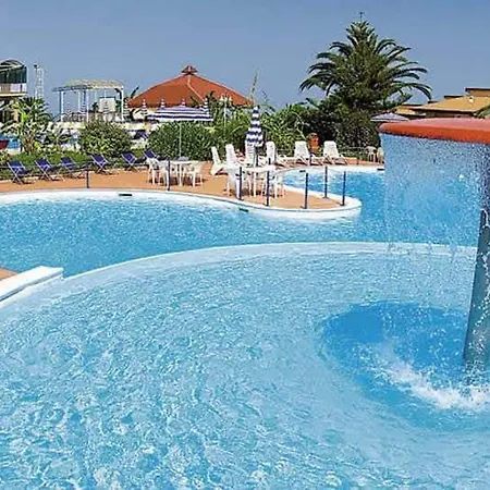 מלון Villaggio Club La Pace טרופאה