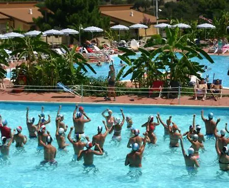 Villaggio Club La Pace Отель 4*