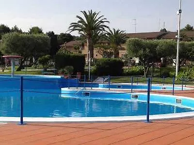 Villaggio Club La Pace Отель Тропея