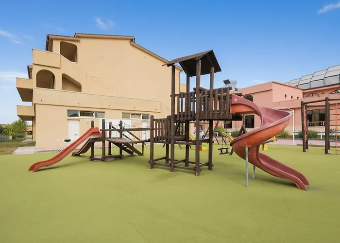 מלון Villaggio Club La Pace 4*