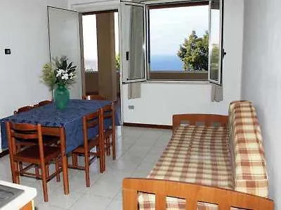 מלון Villaggio Club La Pace 4*