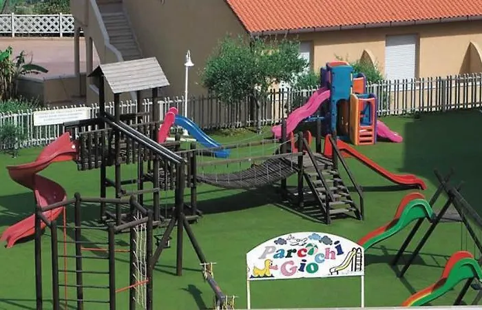 Villaggio Club La Pace 4* טרופאה